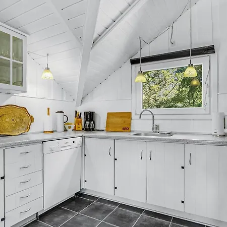 Three-bedroom Holiday In 펜션 Blåvand