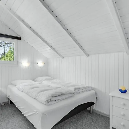 펜션 Three-bedroom Holiday In *