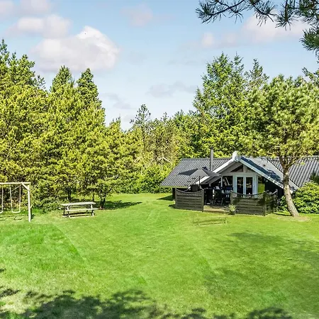 펜션 Three-bedroom Holiday In Blåvand